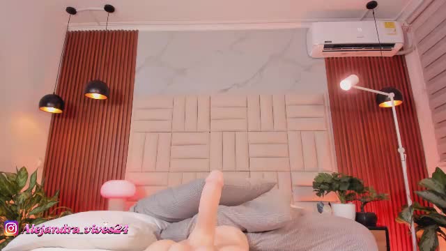 alejandra_vives Chaturbate live cam show 2026-09-13